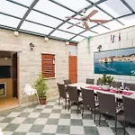 Obuljeno Donje Iii Tatil Evi