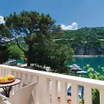 Obuljeno Donje Iii Tatil Evi *