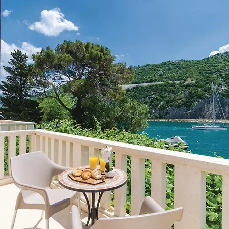 Stunning In With House Sea View Holiday home *